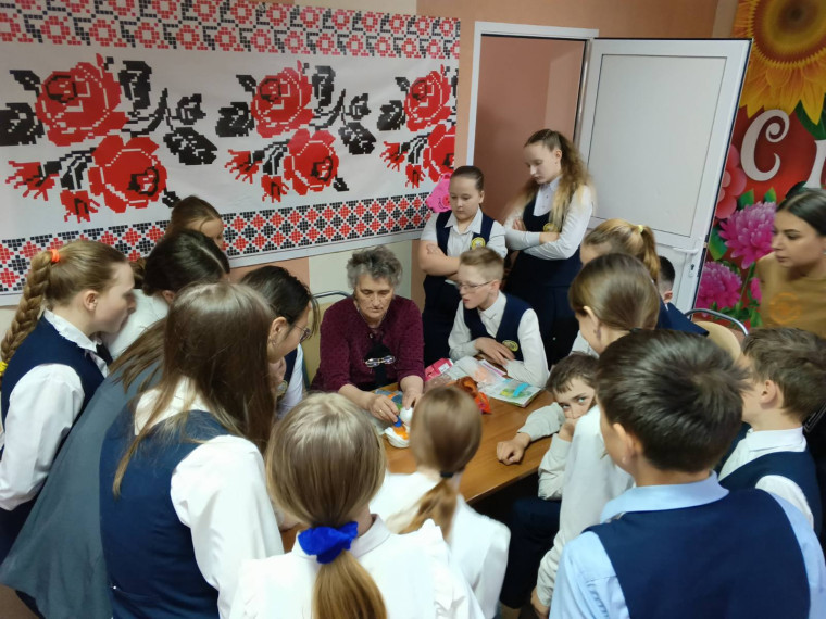 Наша хата ремёслами богата.